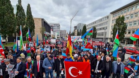 Almaniyada Azərbaycana dəstək yürüyüşü keçirildi - Foto