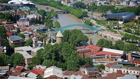 Gürcüstan vasitəsilə hərbi yüklər daşınmır - Tiflis