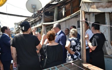 Prezidentin tapşırığı ilə Bakıda 17 bina sakinləri köçürülür — Eldar Əzizov hadisə yerində (FOTOLAR)