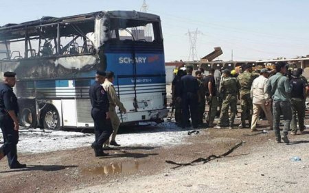 Kərbəlada sərnişin avtobusu partladıldı - 12 nəfər ölüb