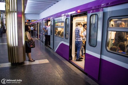 Bakı metrosunda problem: qatar boşaldıldı