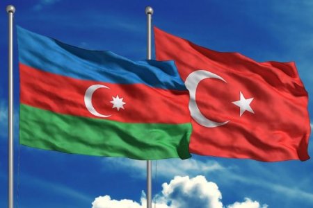 Türkiyə-Azərbaycan İqtisadi Əməkdaşlıq Komissiyasının iclası başlayıb